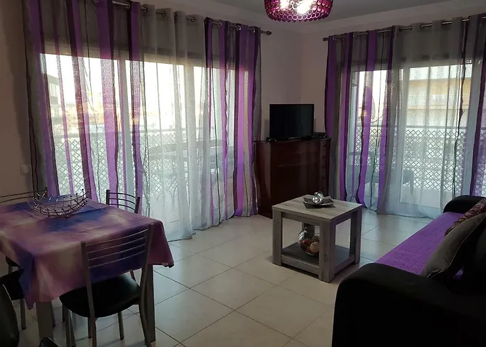 アパート Fantastico Apartament